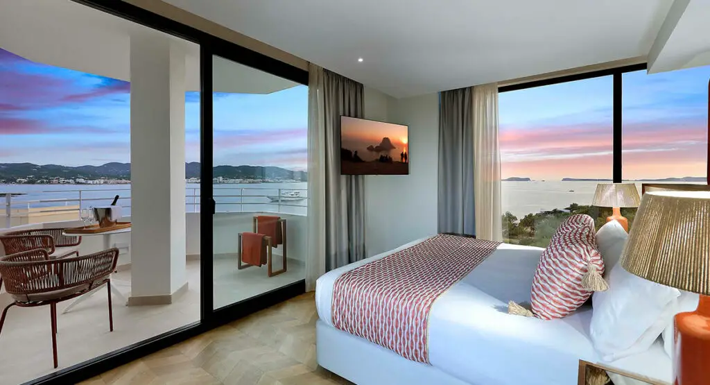 TRS Ibiza Hotel - Bedroom