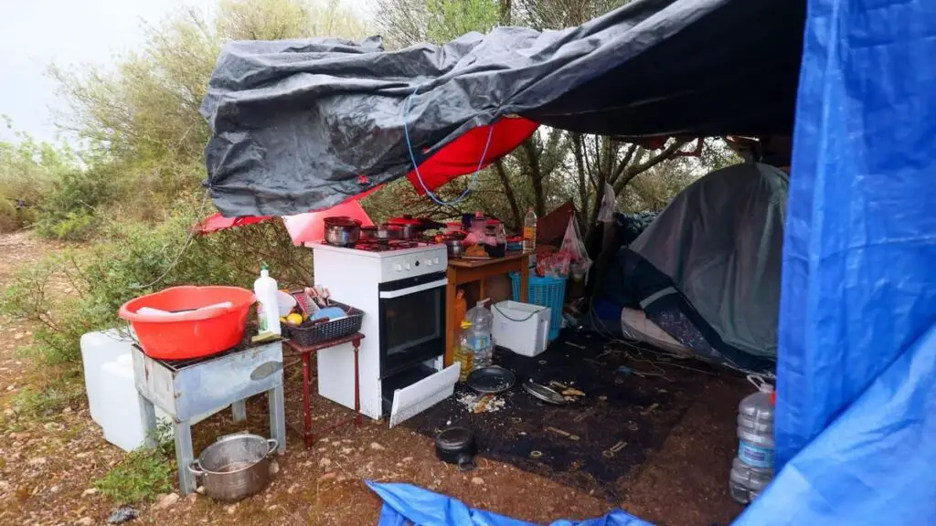 Luxurious Ibiza
Tent Cities: A Temporary Solution or a Sign of Long-Term Crisis?