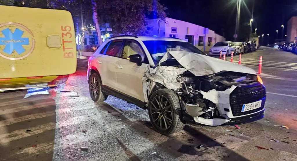 Drunk Tourist Crashes Audi into Ambulance in Ibiza, Driver Arrested