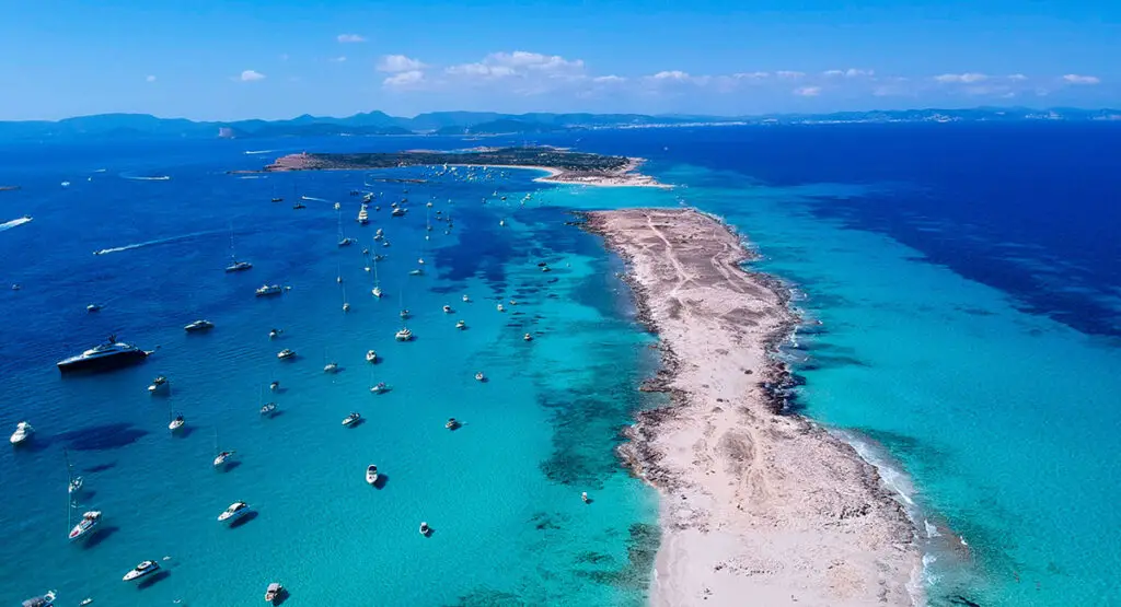 Discover Formentera in Autumn: Discounts and Activities Without Crowds