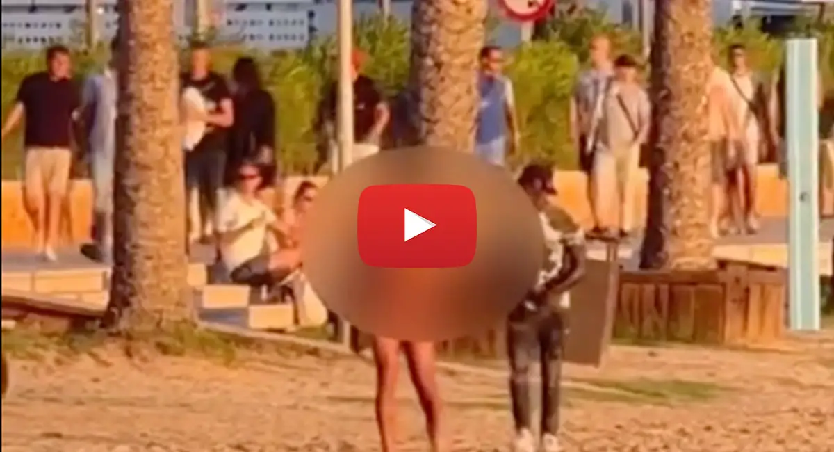 Naked Man Causes Panic on Sant Antoni Beach