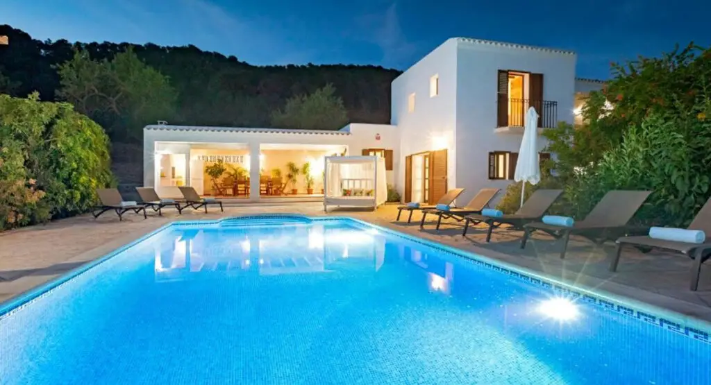 The Best Villas in San Antonio, Ibiza for Your Next Stay