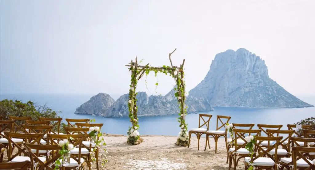 Weddings in Ibiza: Discover the Most Stunning Villas for Your Special Day