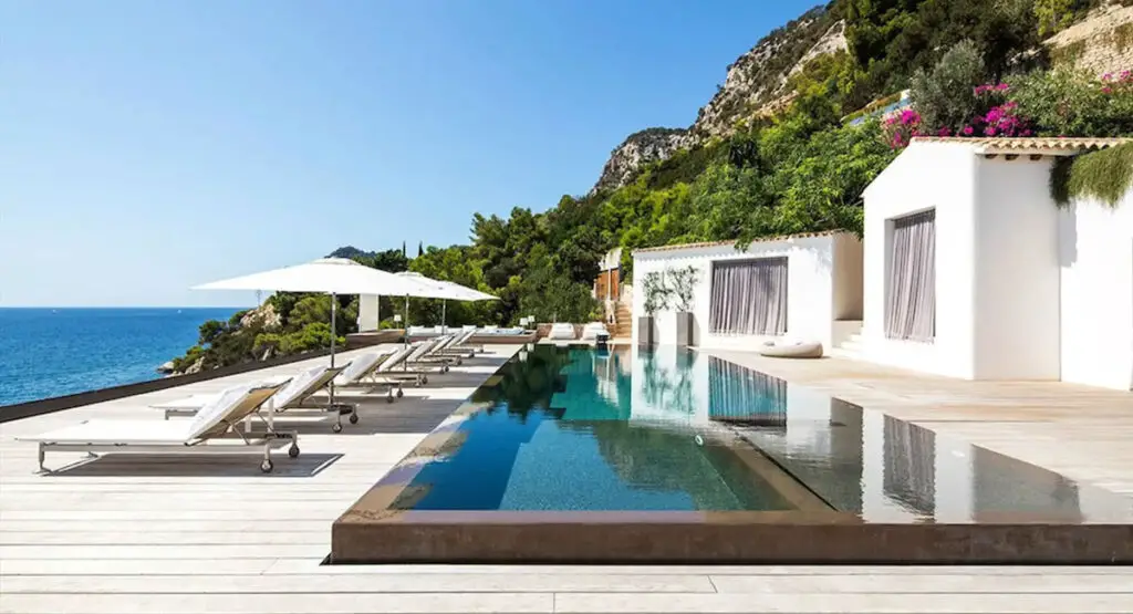 Experience Luxury at Noel Gallagher's Ibiza Villa Rental